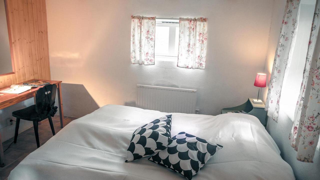 Aenggarde B&B Huse Extérieur photo
